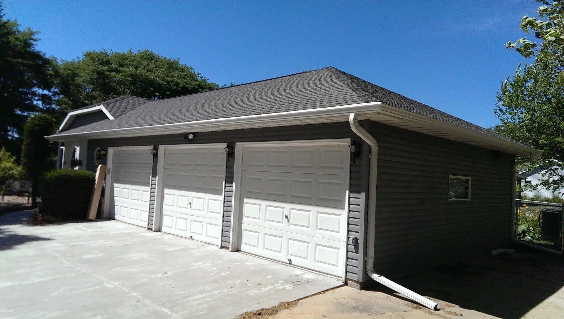 White 5 inch gutters