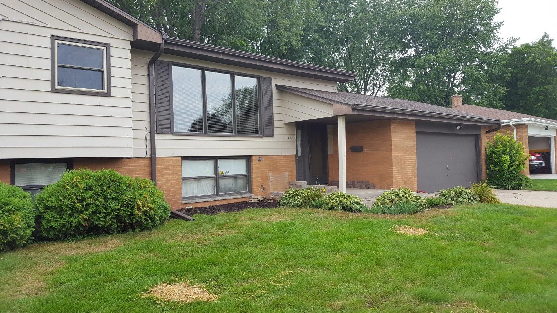 Royal Brown 5 inch gutter