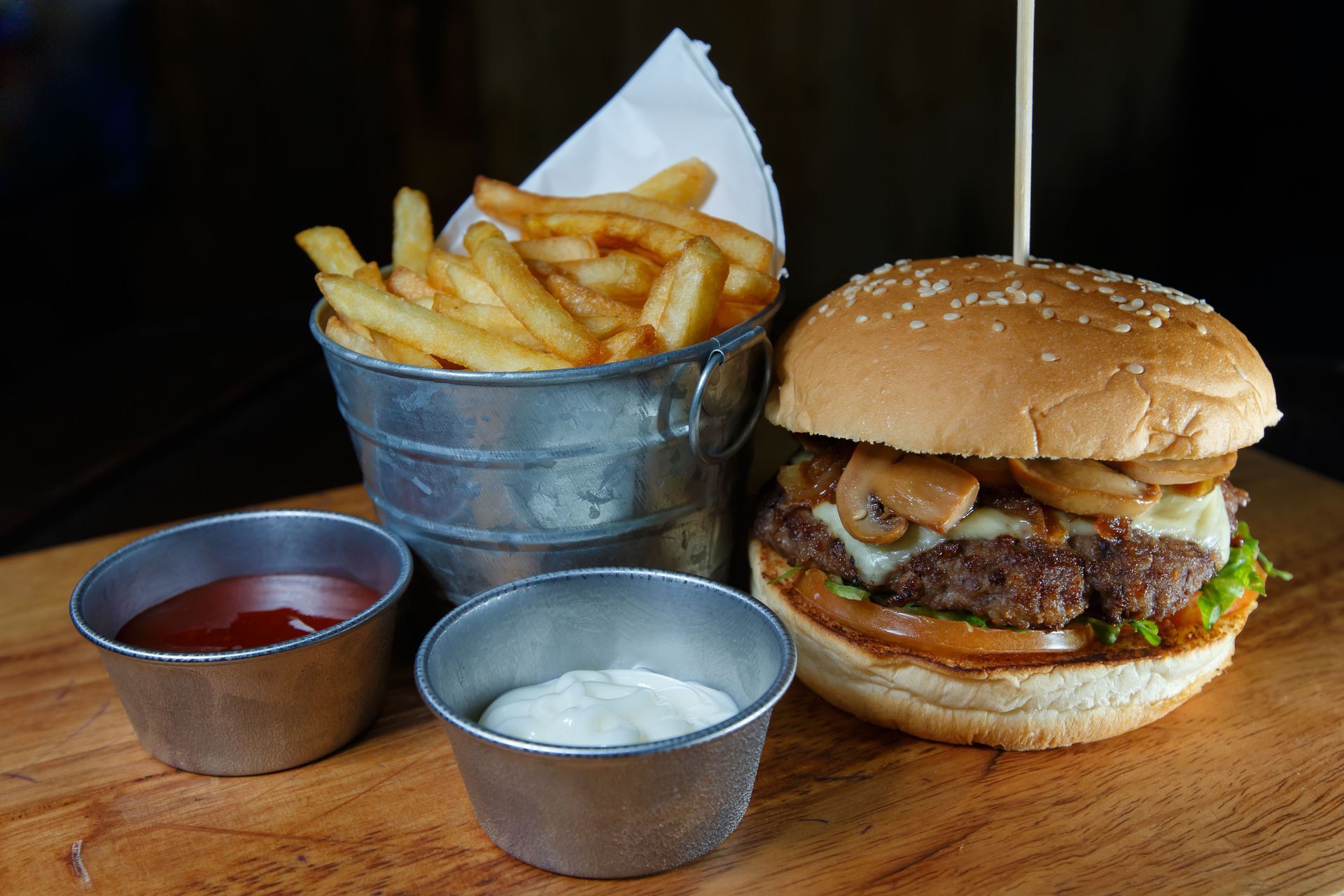 Brick House Bar & Grill