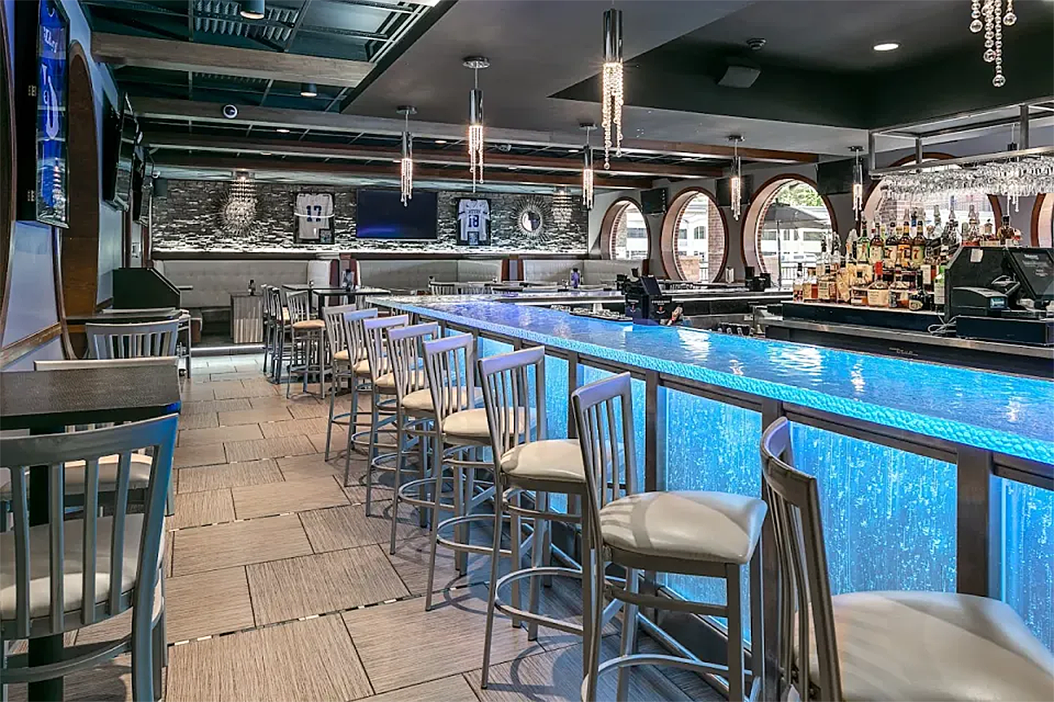 Brick House Bar & Grill