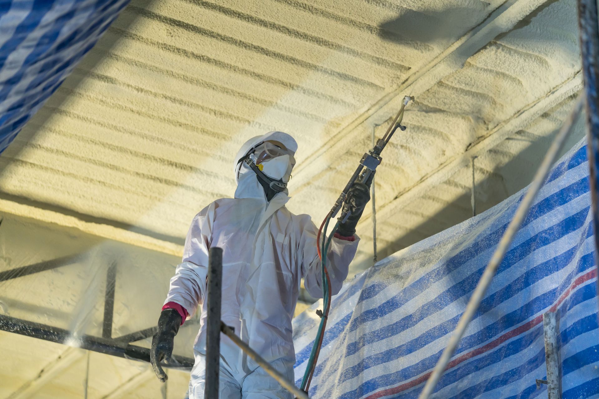 spray foam insulation contractor