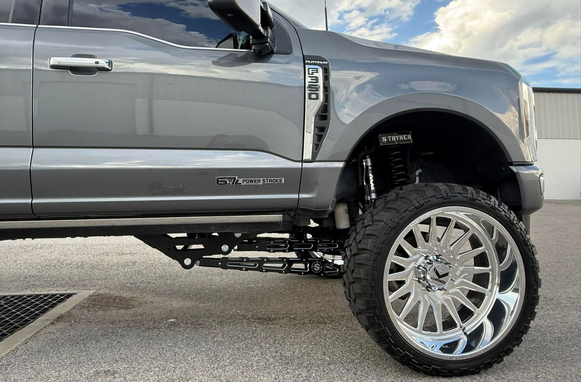 941 Wheels and Tires