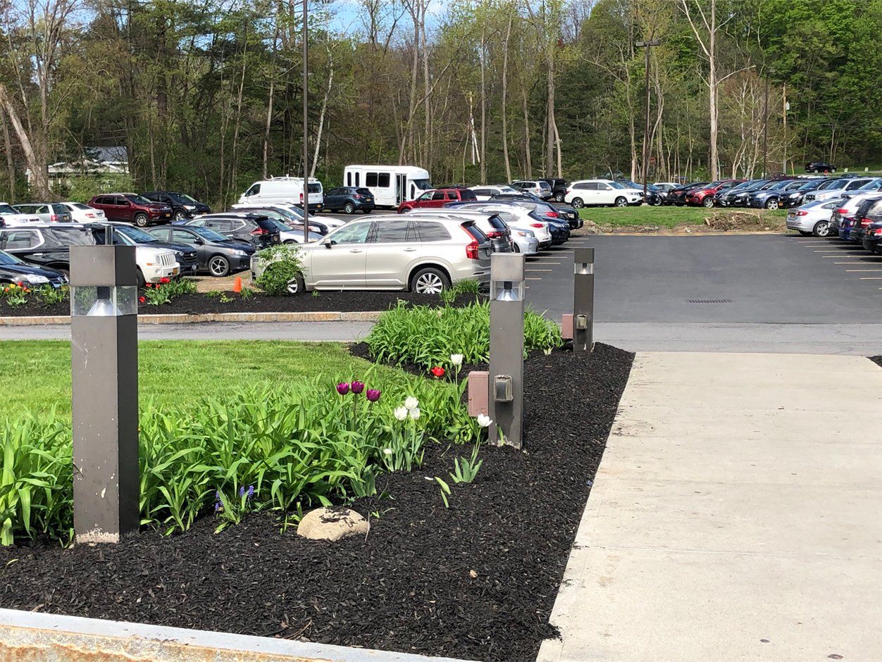 Commercial landscaping