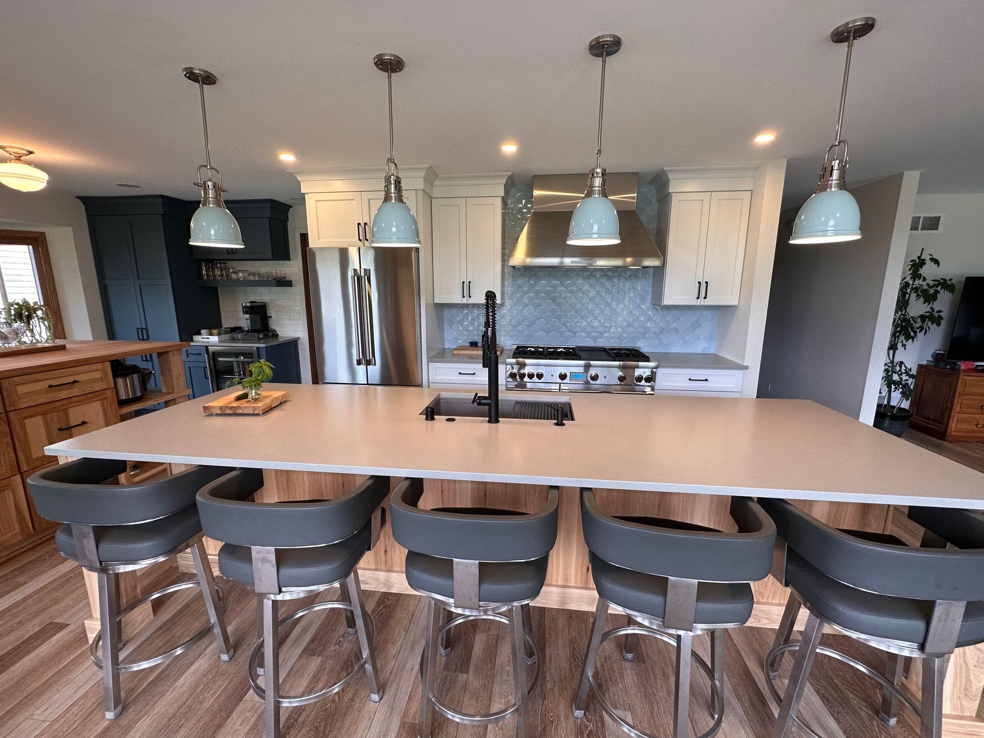 Franklin Kitchen dining