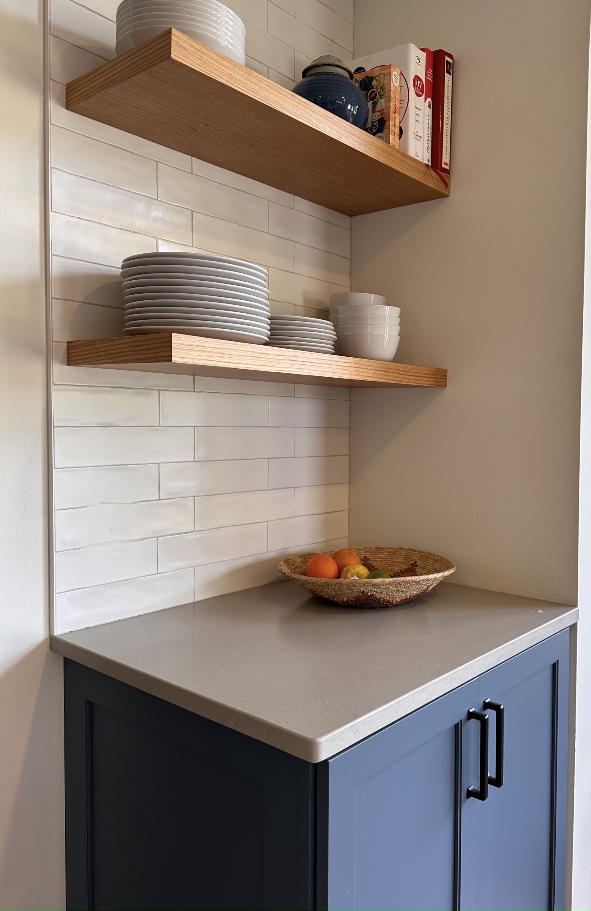 Franklin Kitchen cabinet