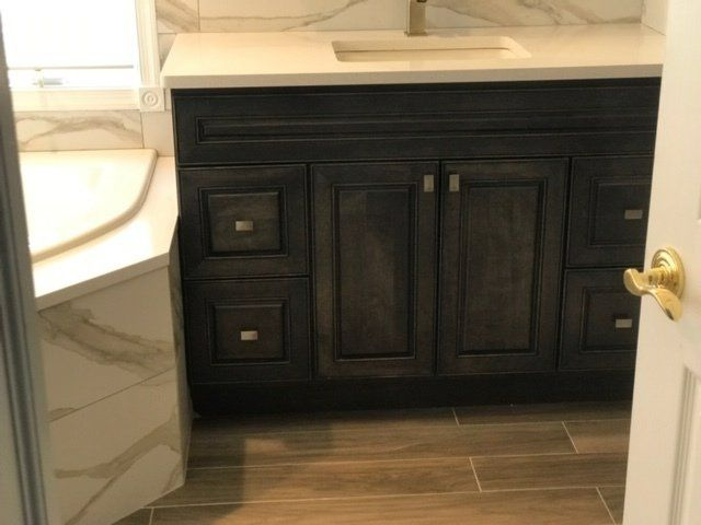 Bathroom vanity