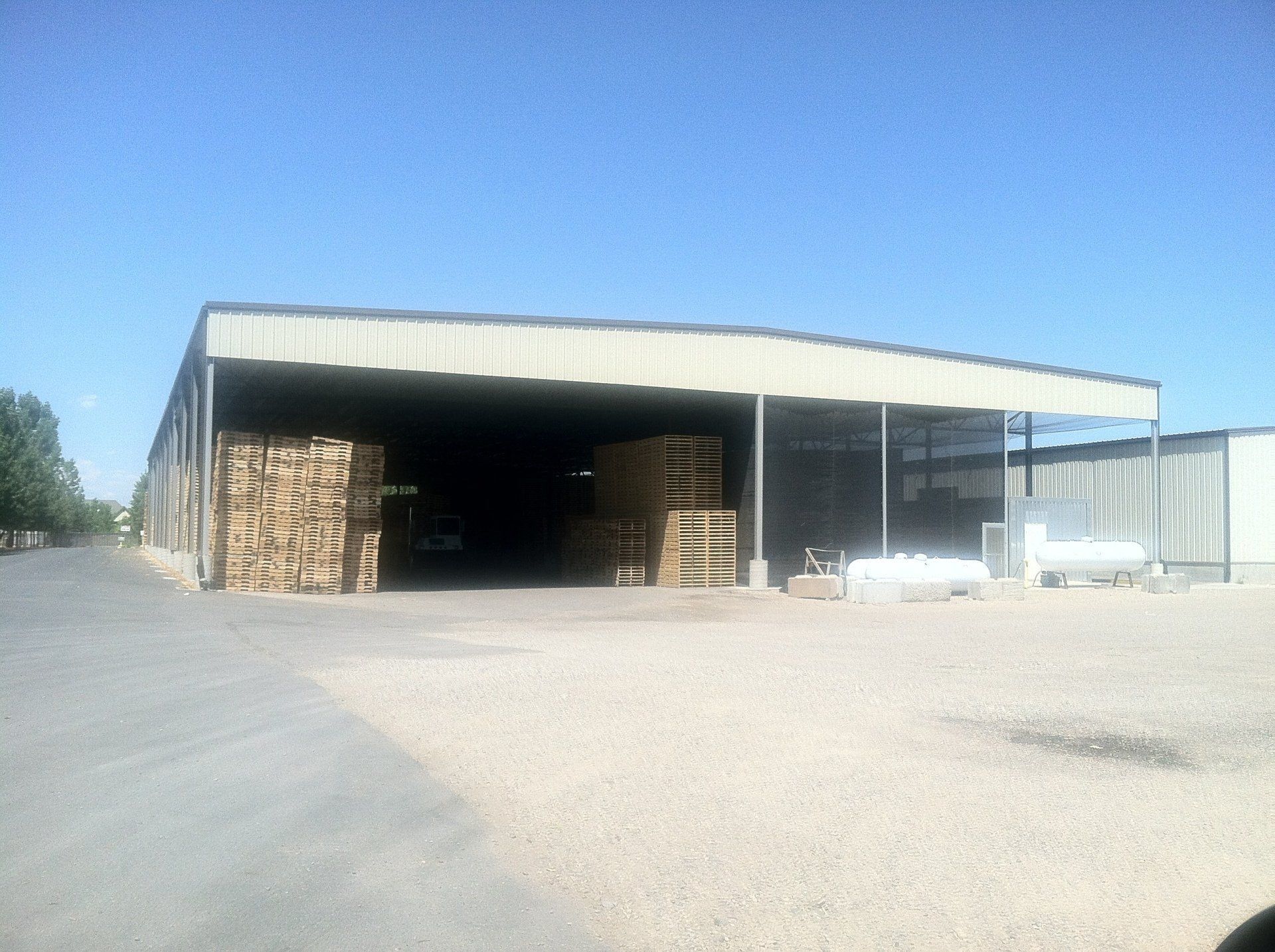 Agricultural building