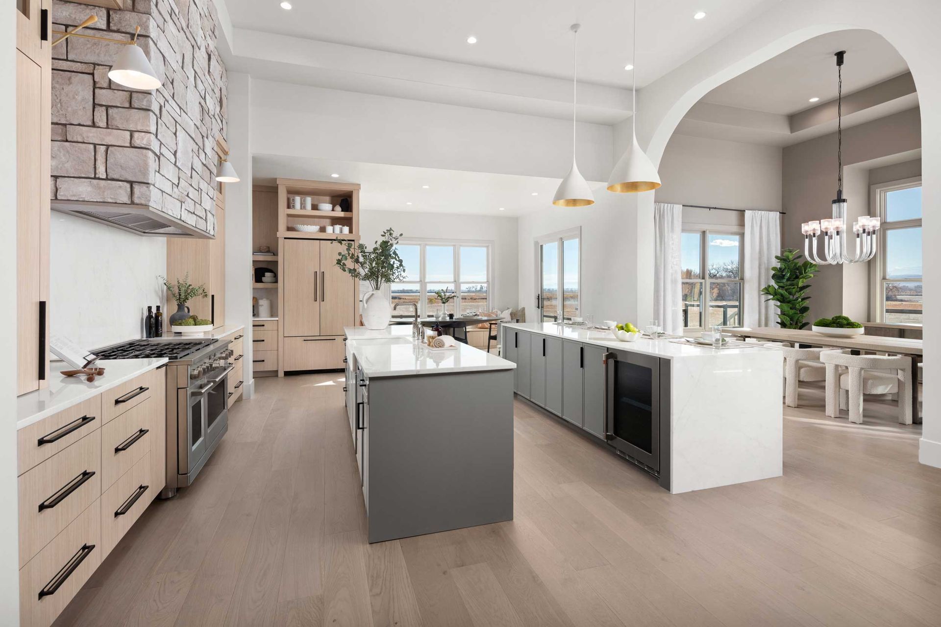 Moderno Porcelain Works