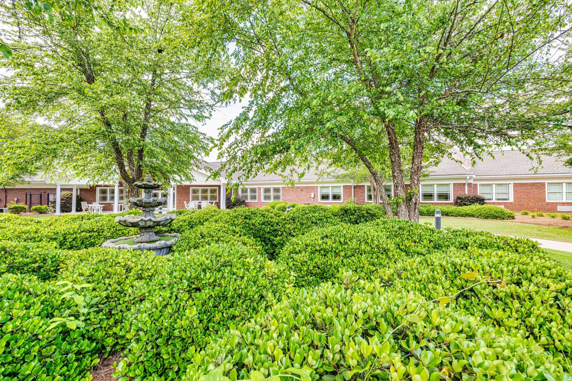 Brightmoor Nursing Center outside landscaping