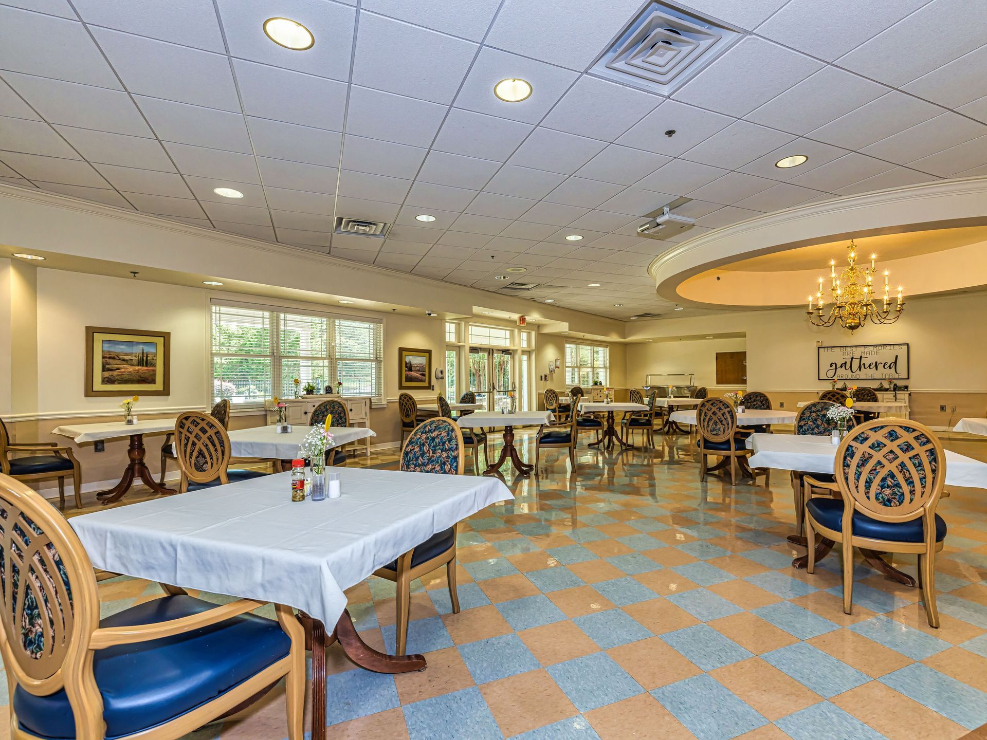 Brightmoor Nursing Center dinning area