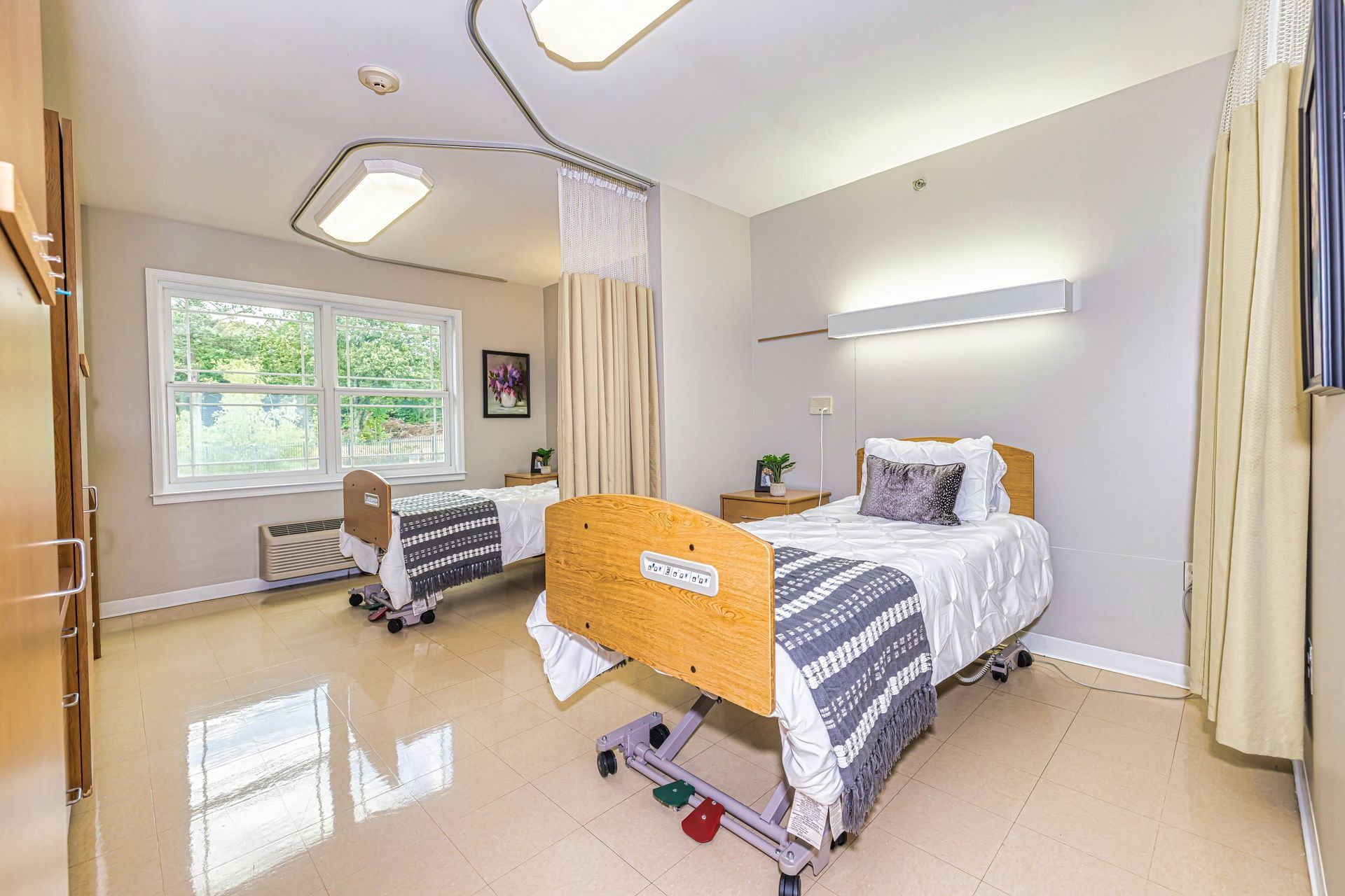 Brightmoor Nursing Center shared room