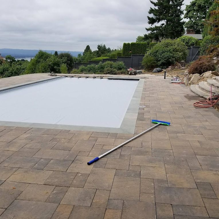 Covered pool