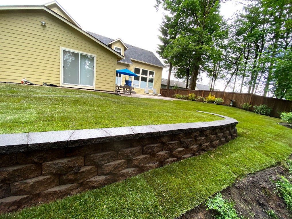 Lawn with retaining wall