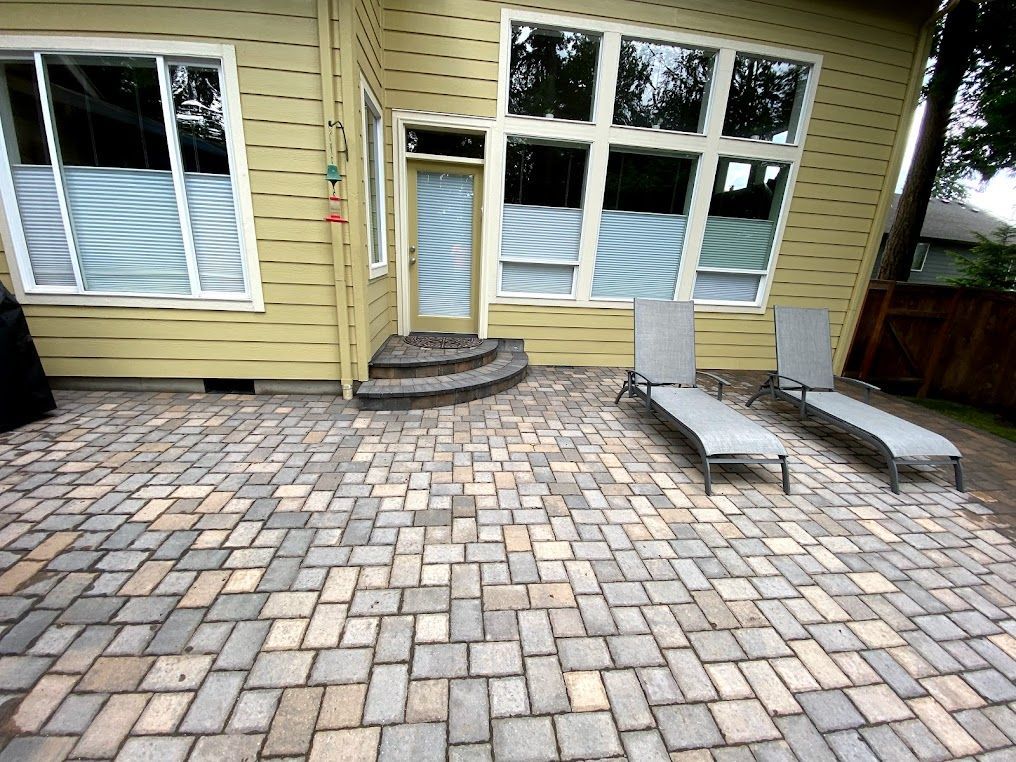 Patio with steps