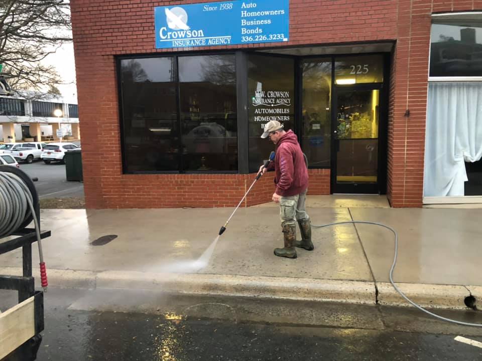 Pressure washing service