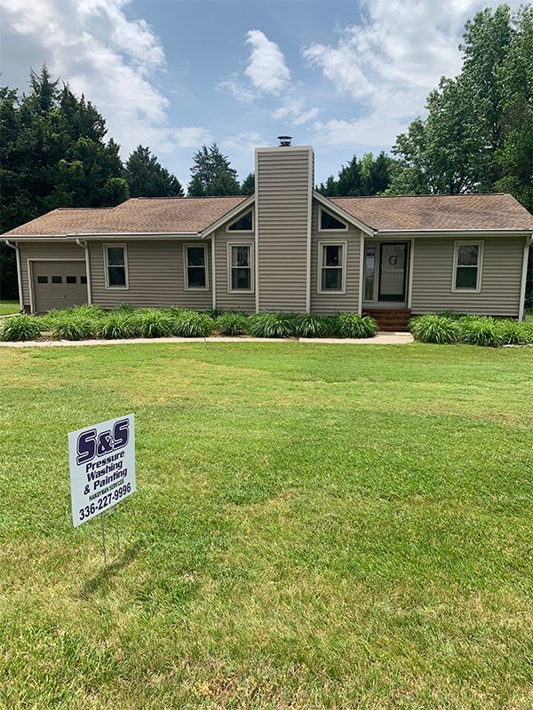 Exterior pressure washing