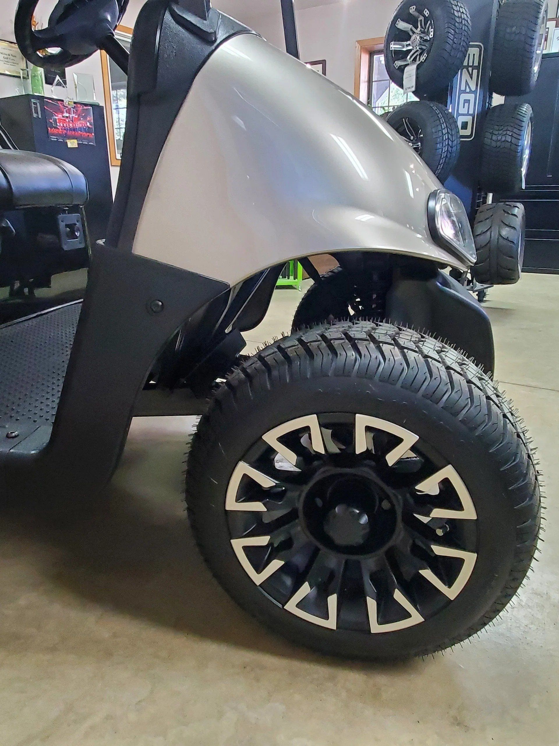 Model: EZGO FLEET RXV- Gas