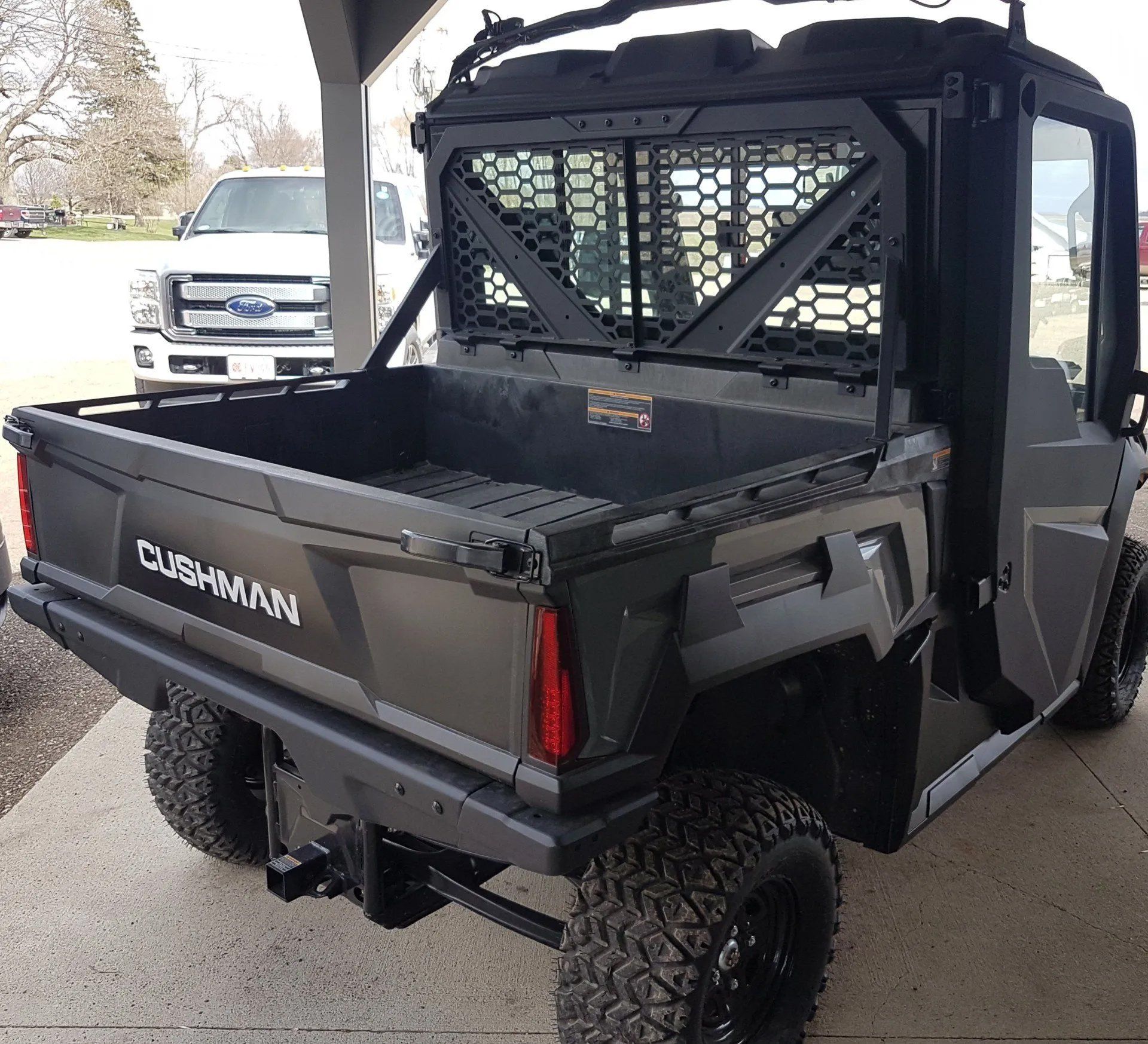 Cushman Hauler 4 x 4