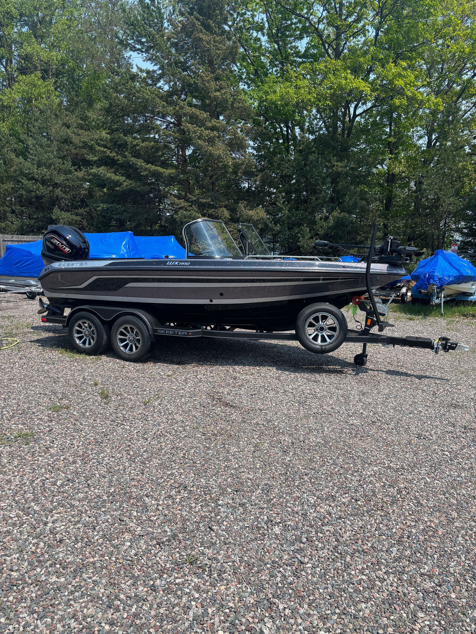 NEW 2025 WX 1910 Color Package 4 S309884 - Side