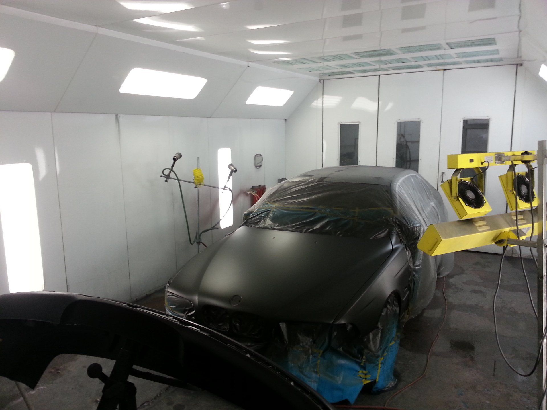 AUTO BODY SERVICES