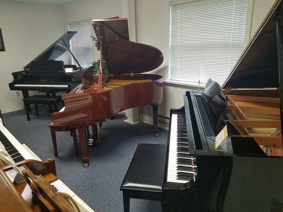 Grand pianos