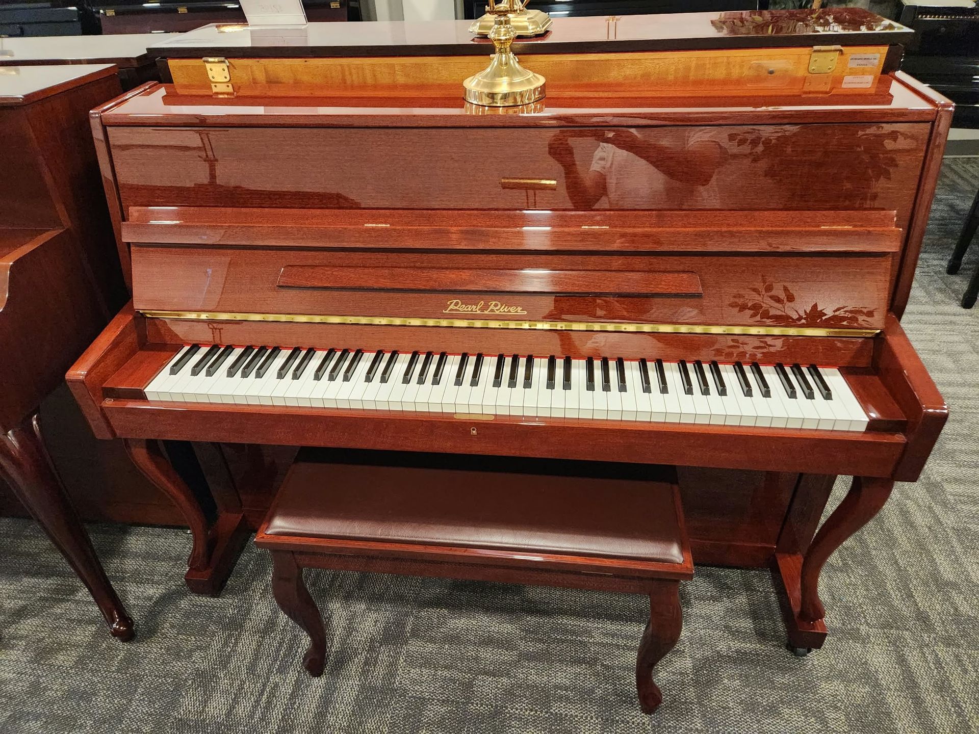 Pearl River Queen Anne High Gloss Mahogany Console Piano