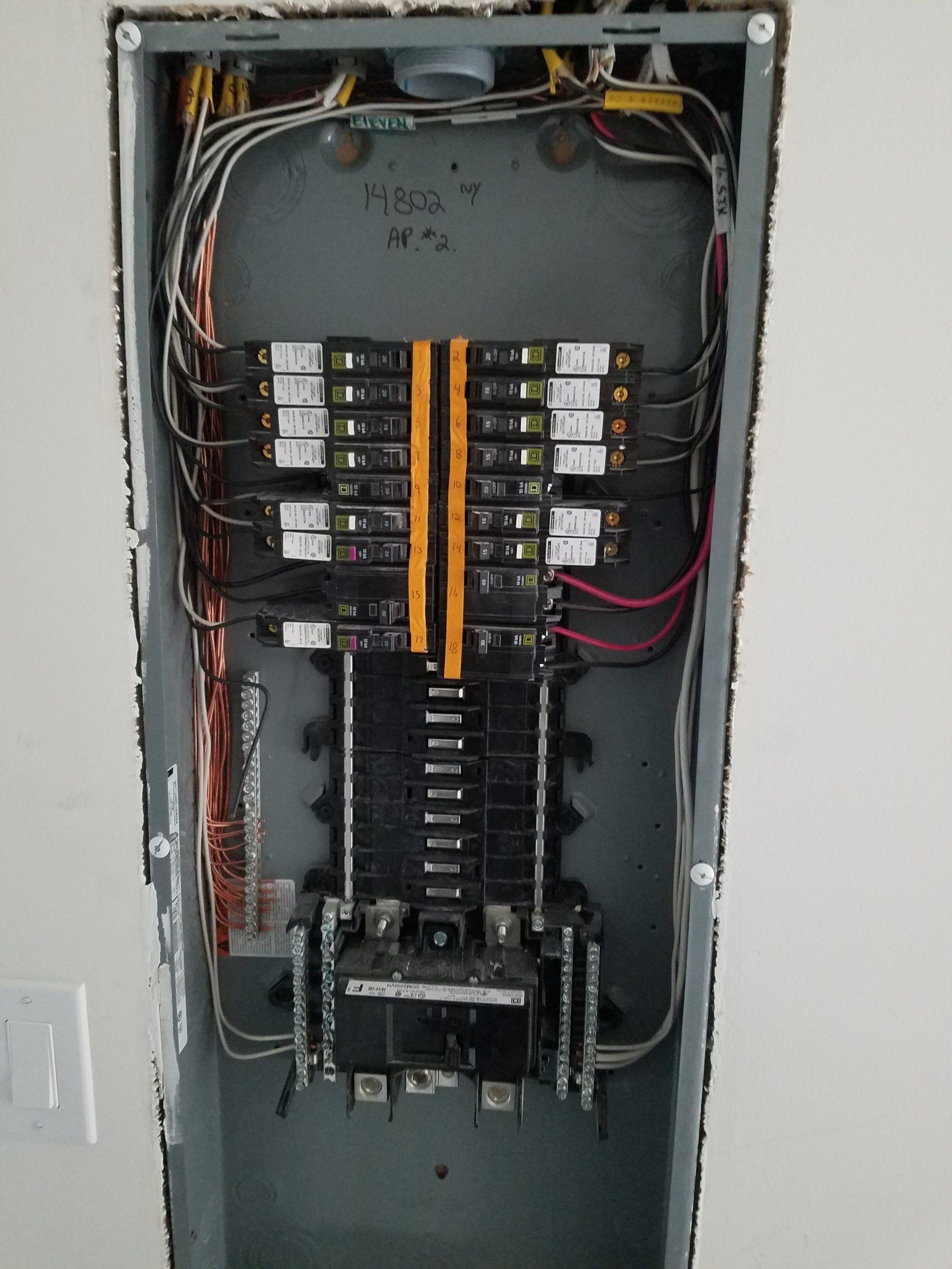 Electric panelboard