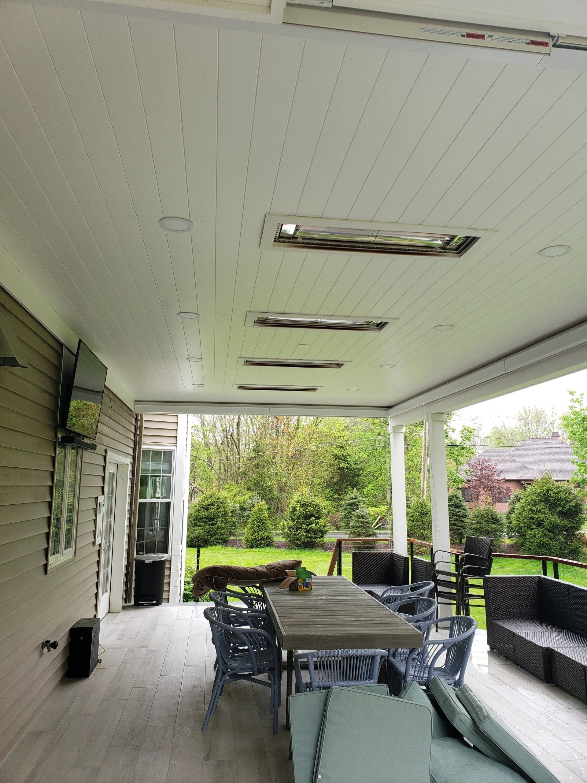 Residential outdoor lighting