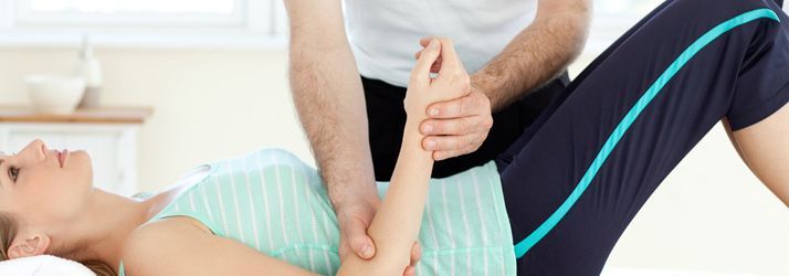 blog2-chiropractic-clinic-describes-stretching.jpg chiropractic clinic describes stretching