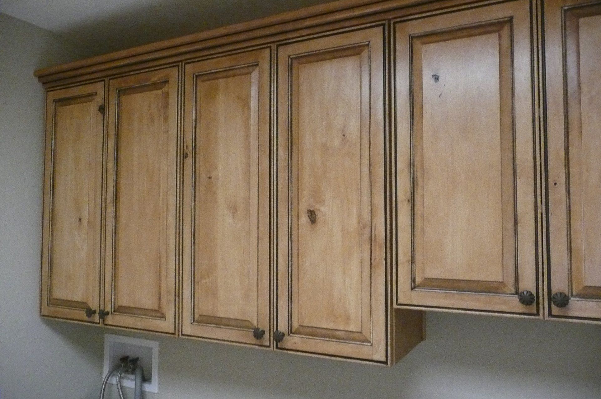 Traditional cabinet