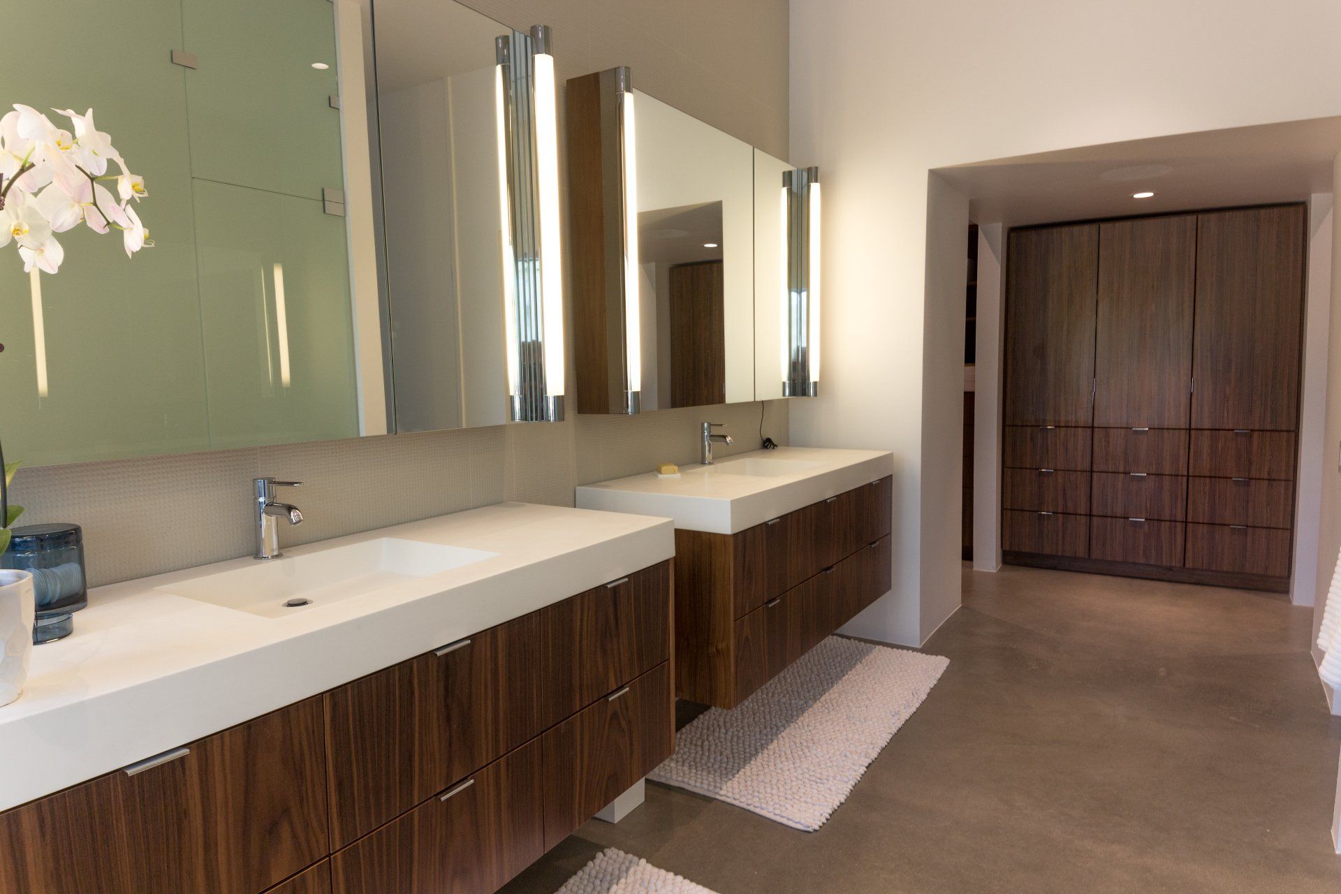 Contemporary cabinet