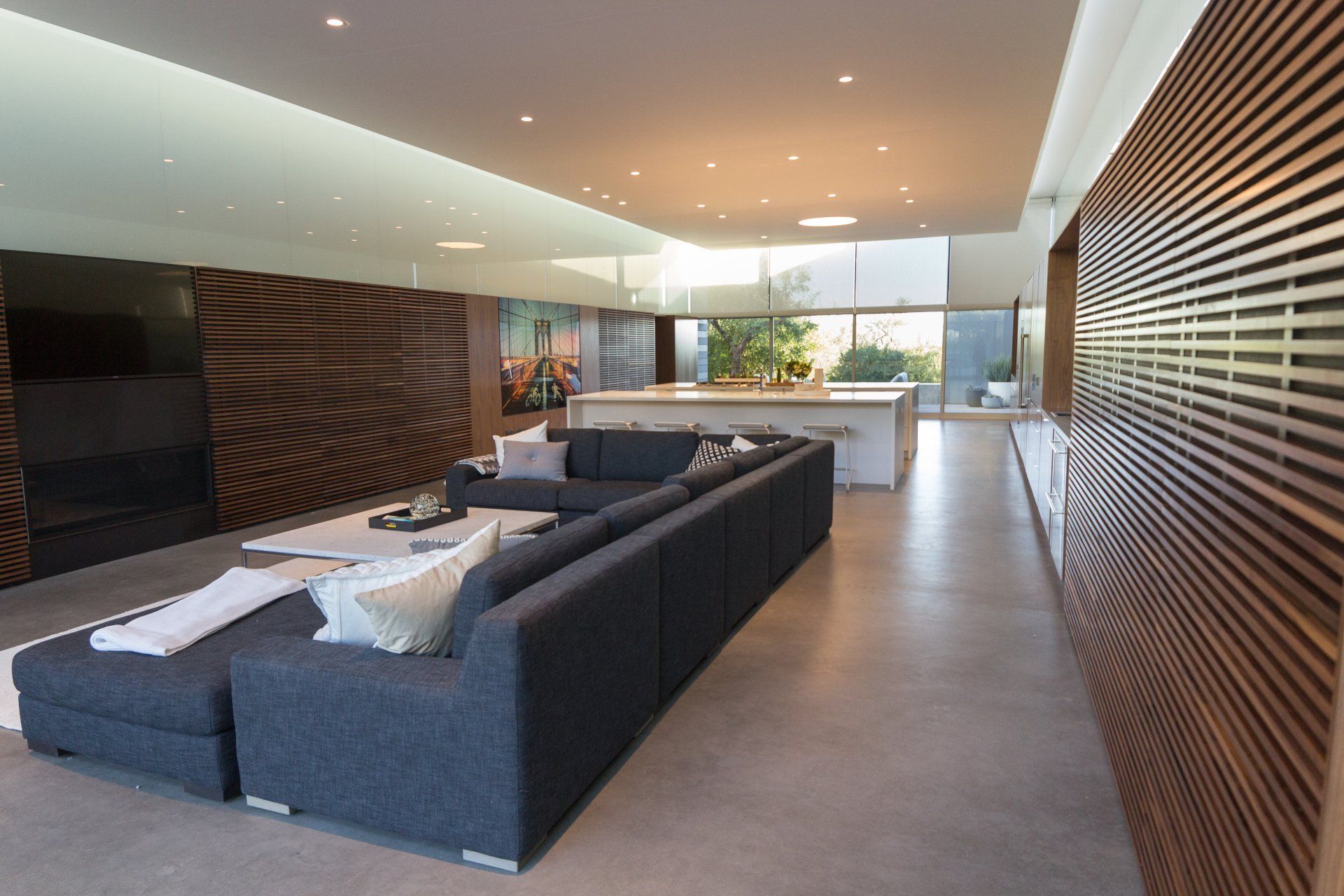 Contemporary cabinet