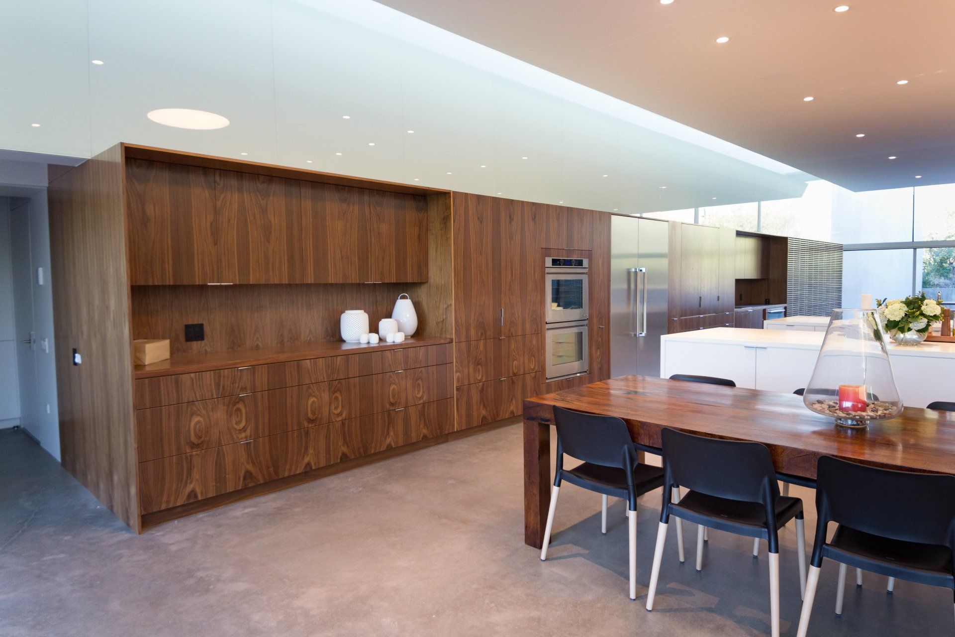 Contemporary cabinet