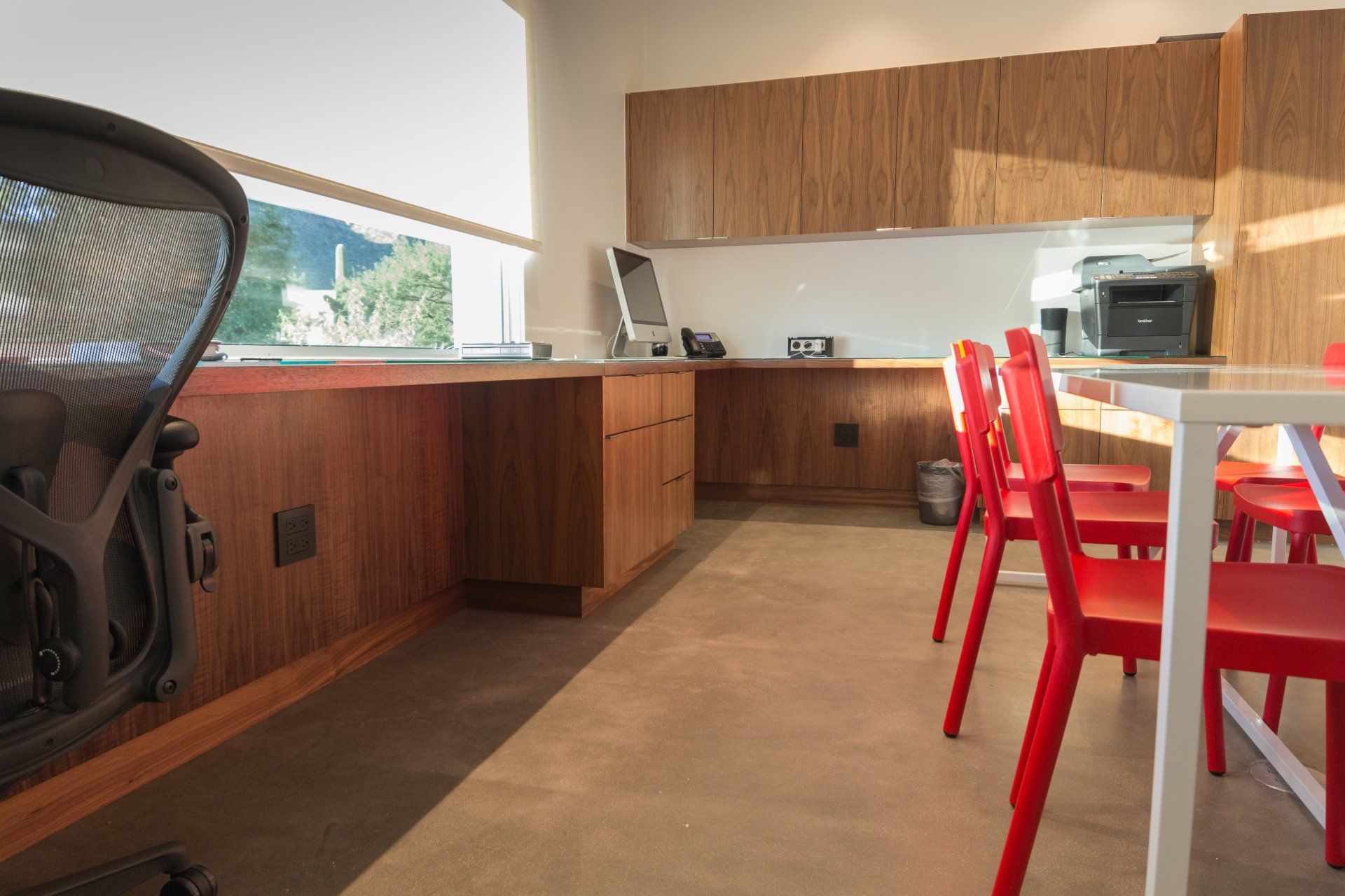 Contemporary cabinet