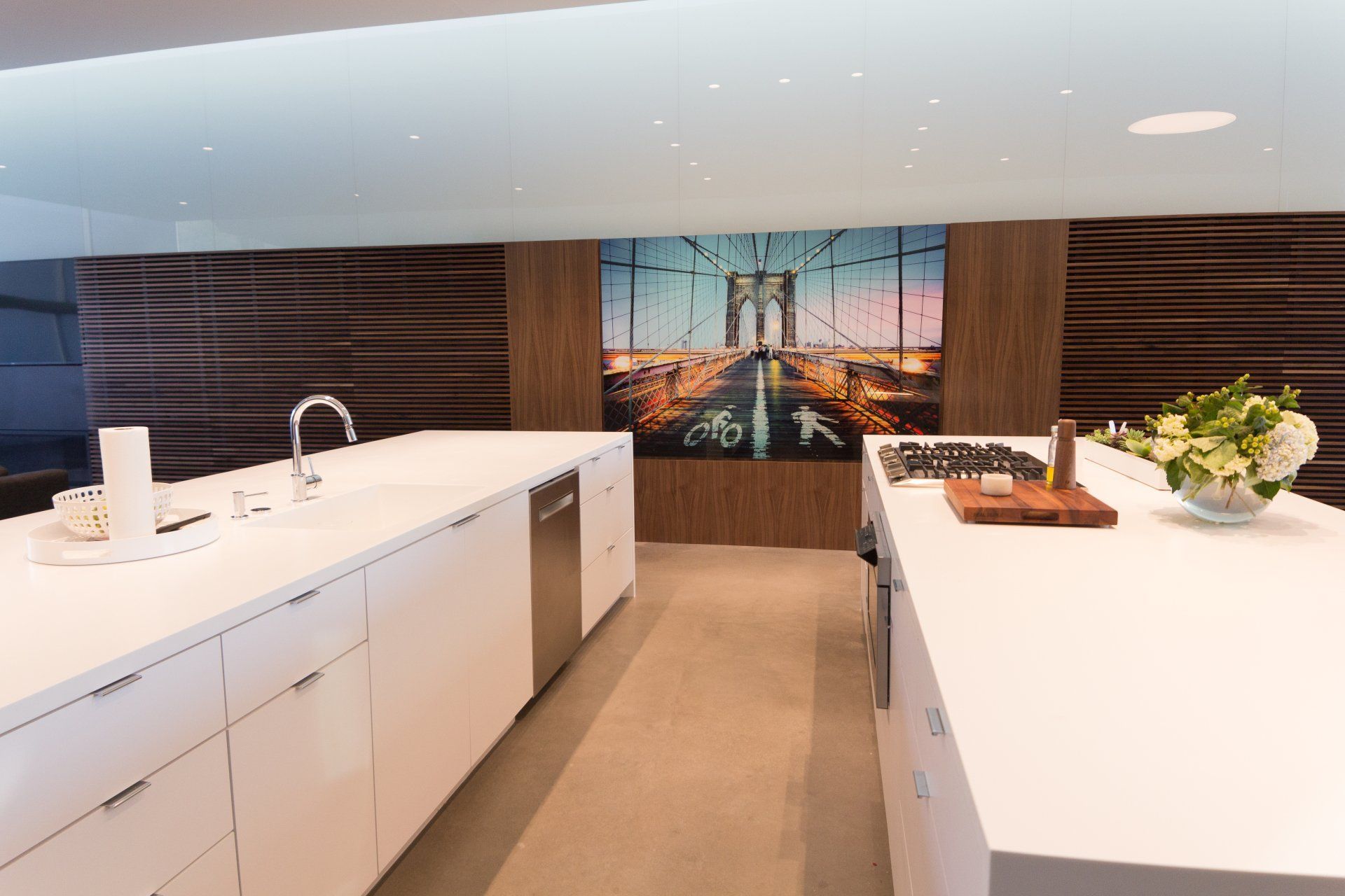 Contemporary cabinet