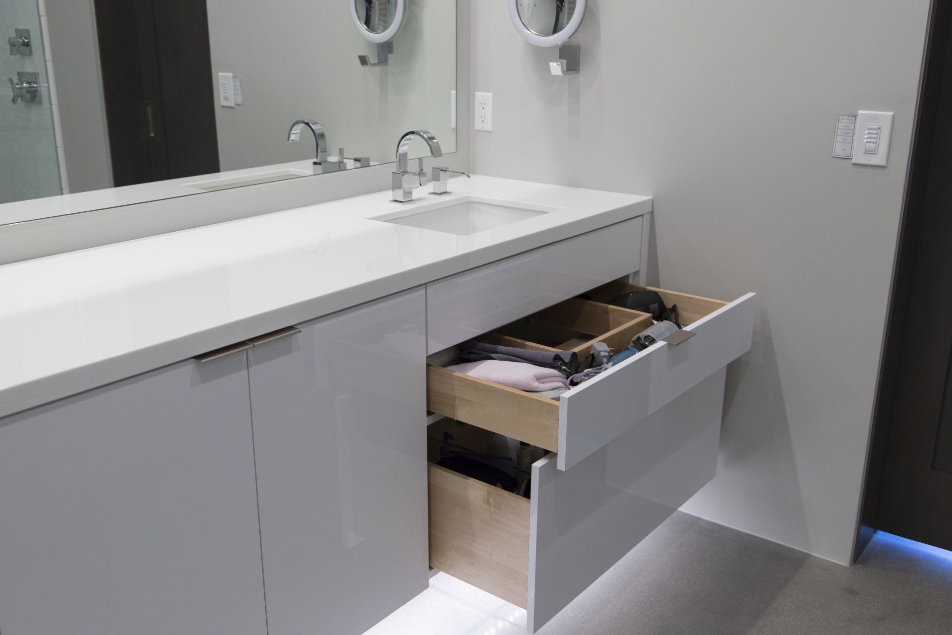 Contemporary cabinet