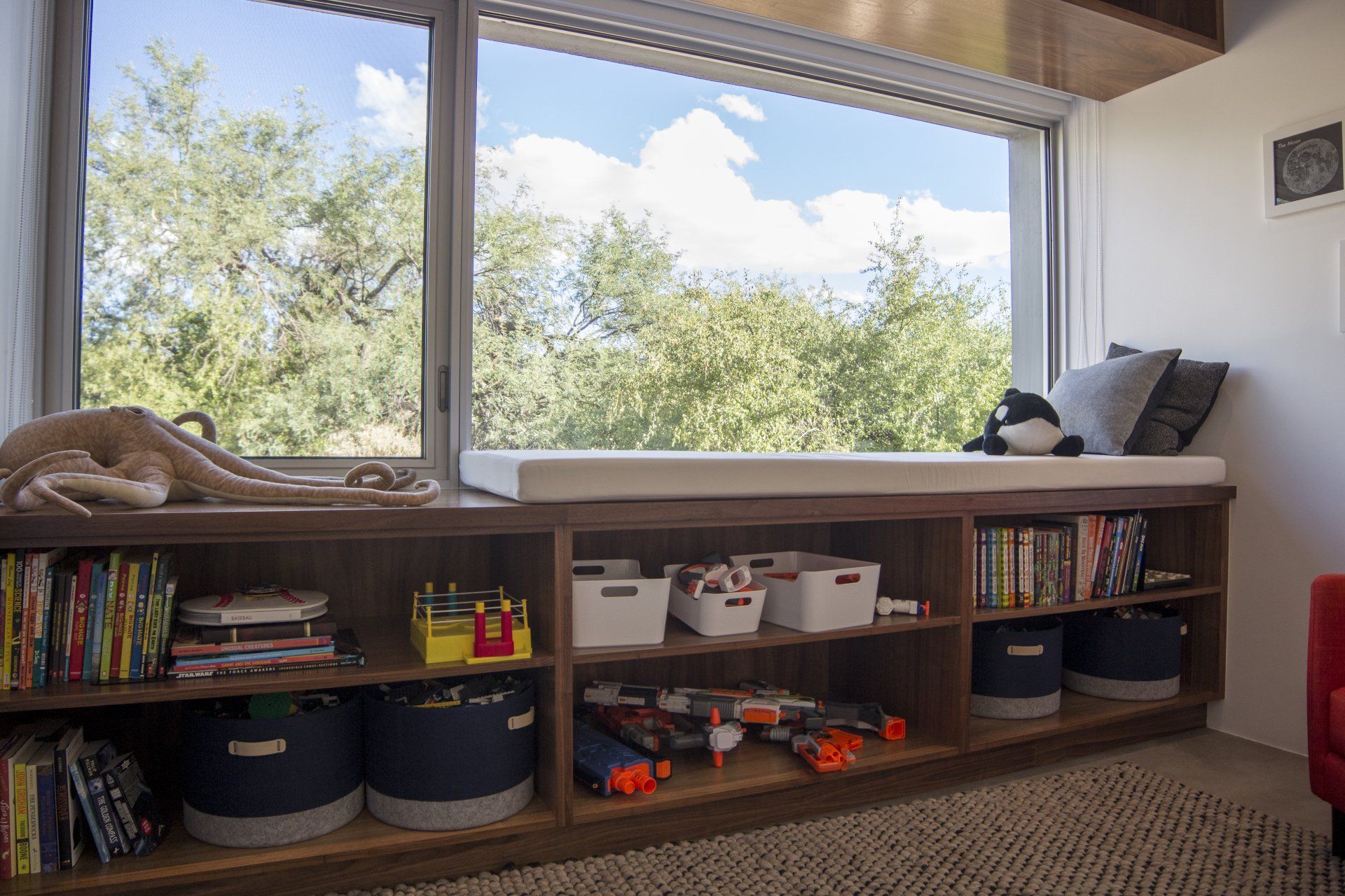 Contemporary cabinet