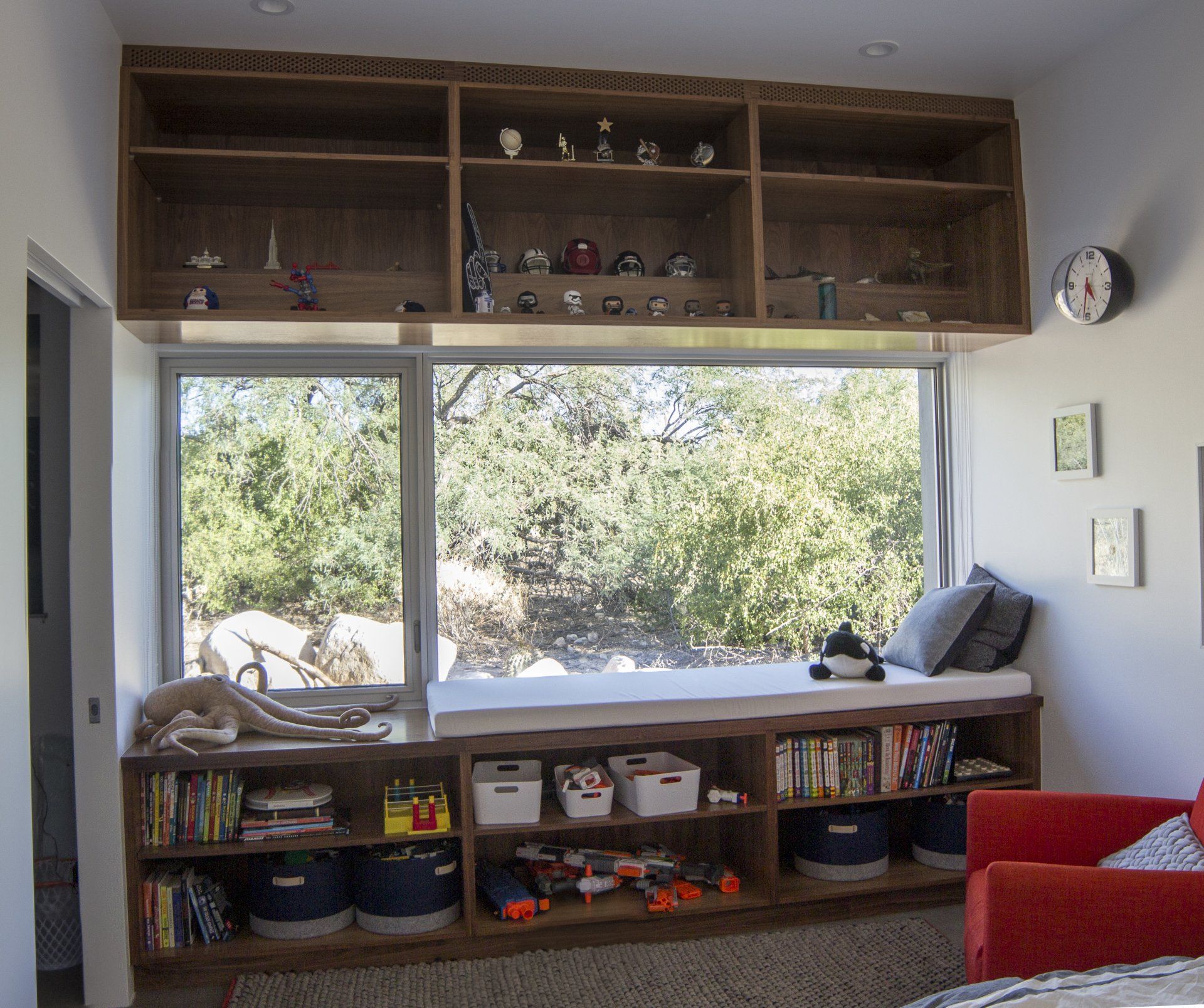 Contemporary cabinet