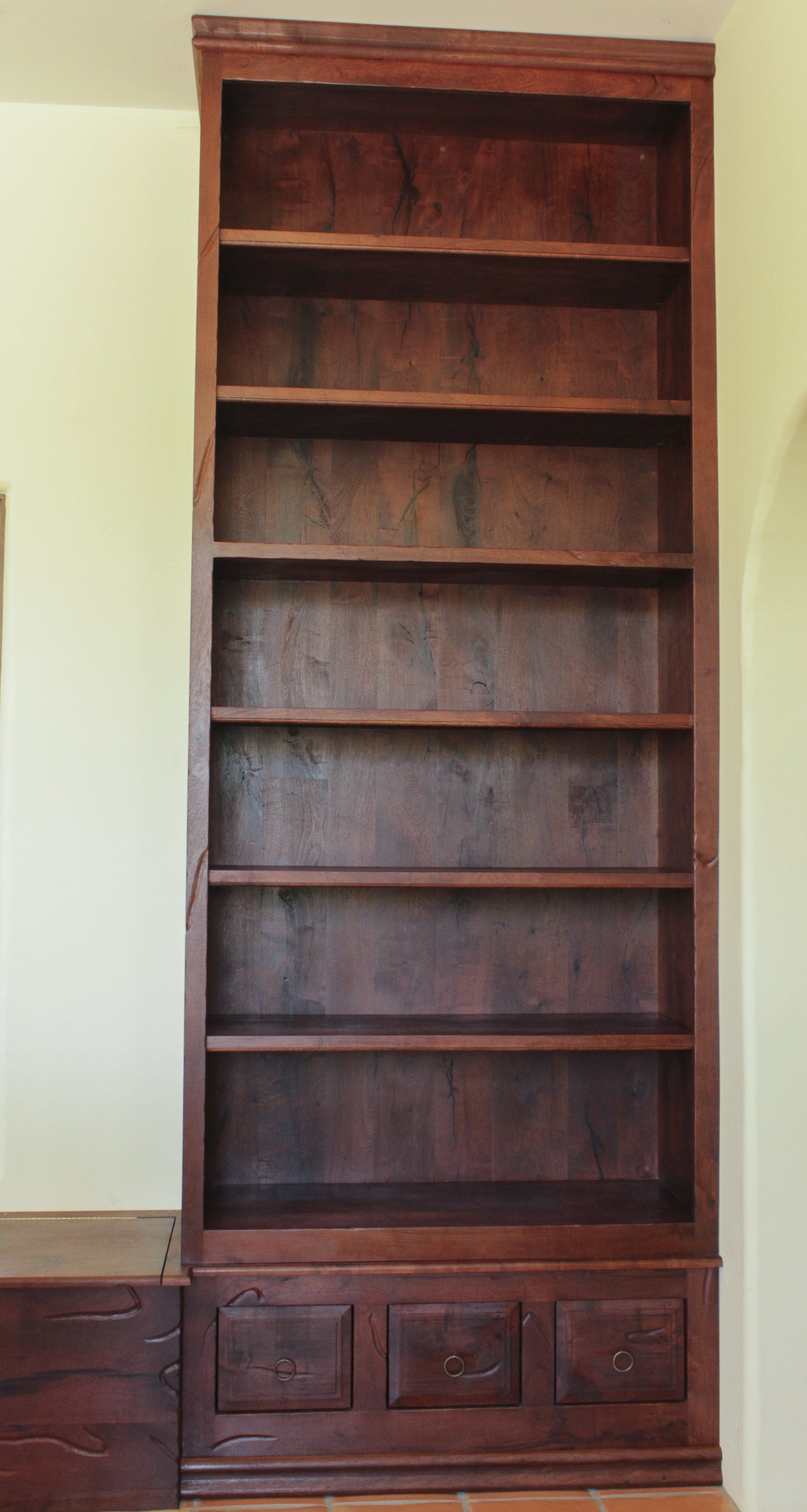 Entertainment cabinet