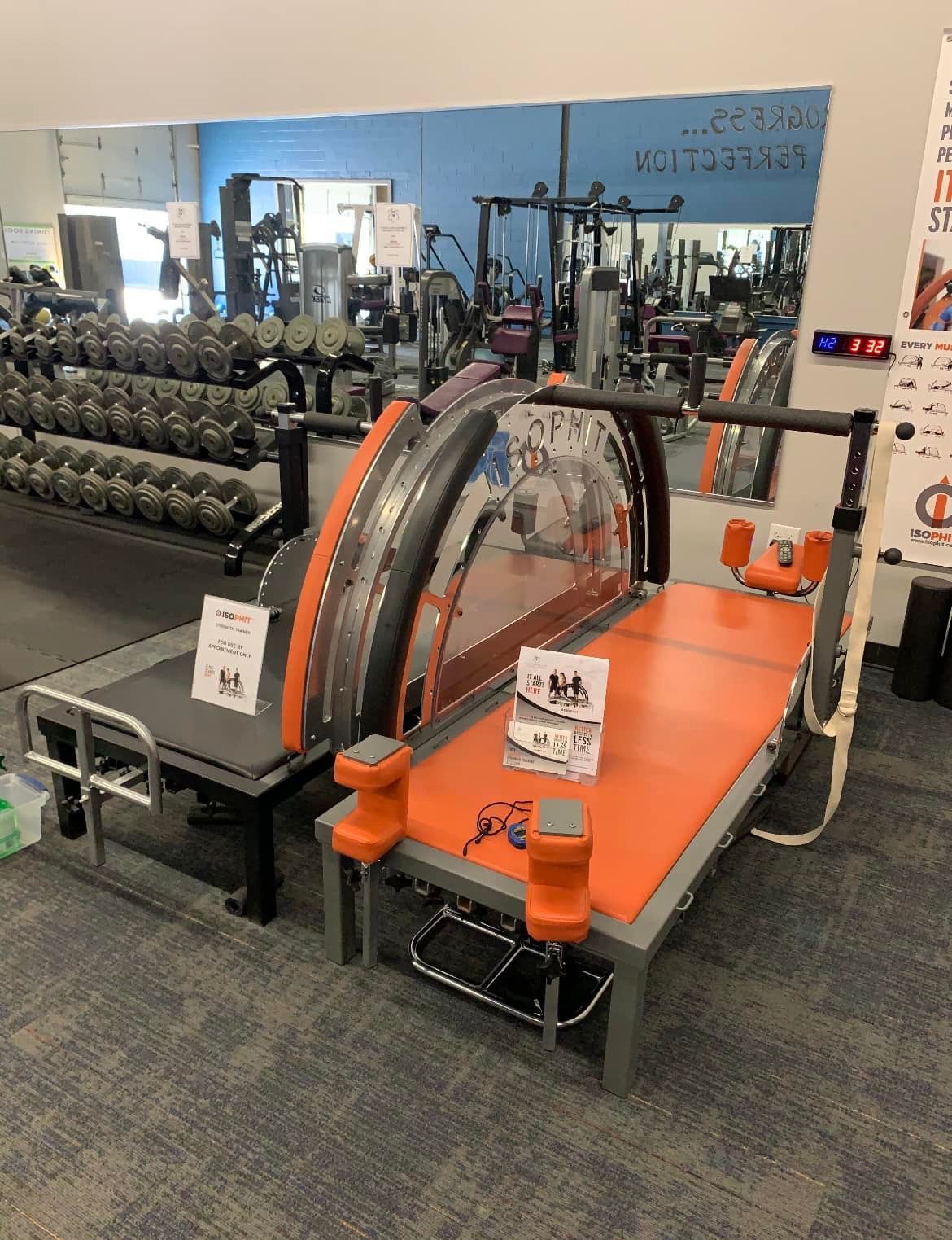 Isometric strength training system