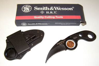 Smith and Wesson knives