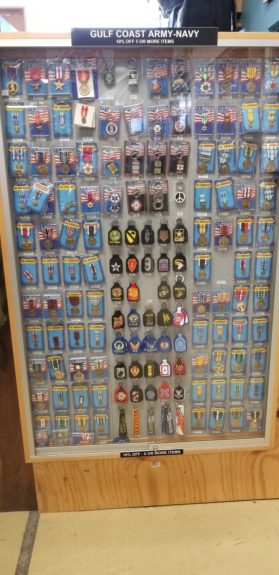 Military key rings, medals and mini medals