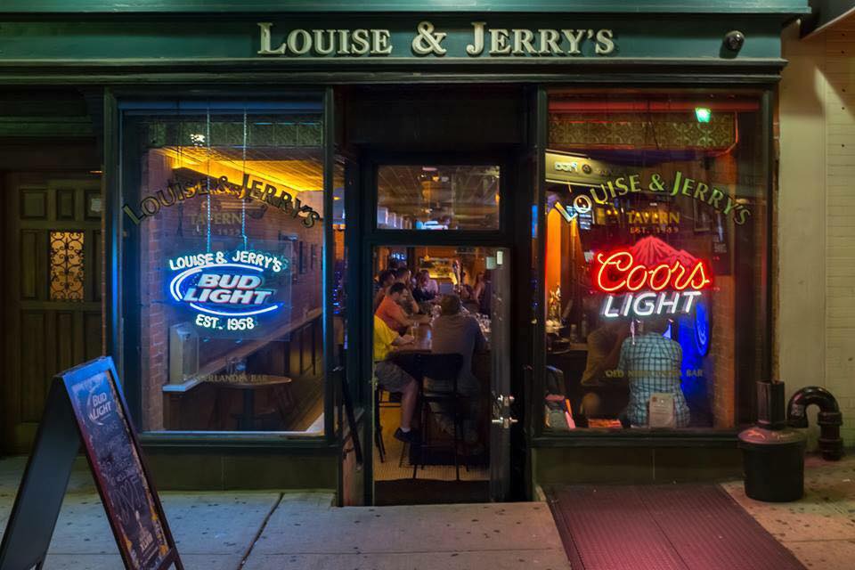 outside view of Louise & Jerry's Tavern
