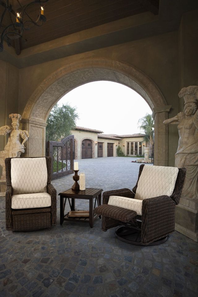 Ebel Outdoor Furniture