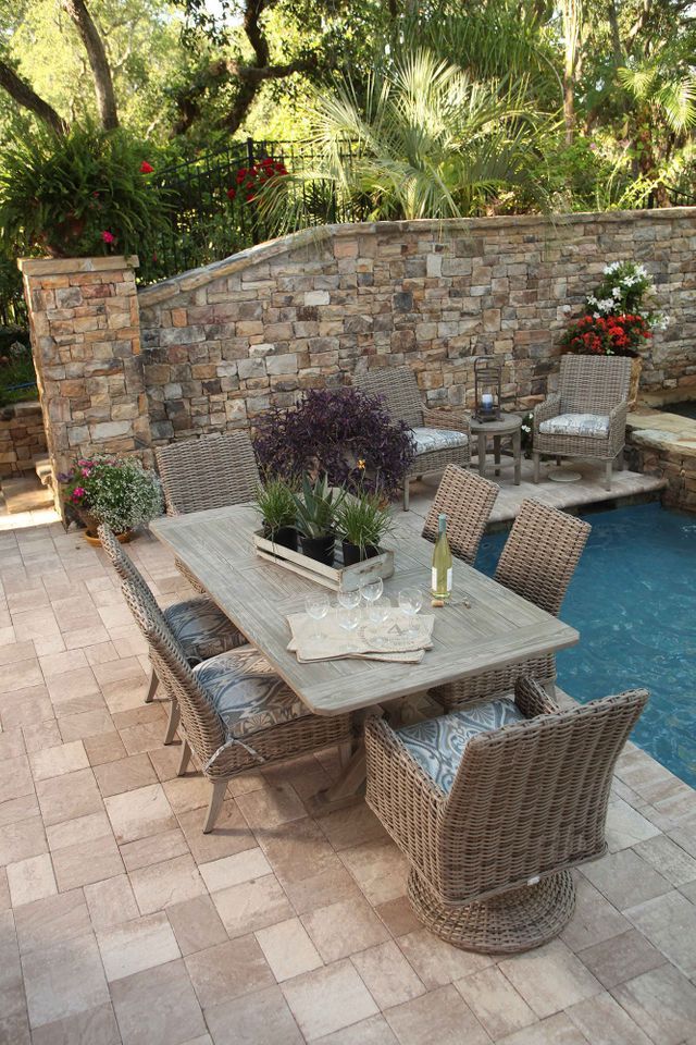 Ebel Outdoor Furniture