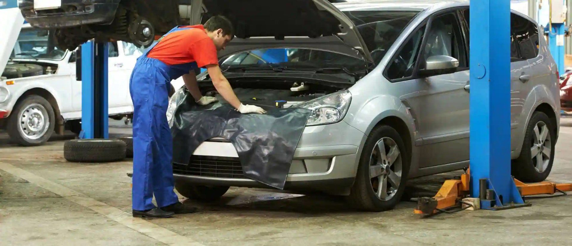 Auto Towing and Repairs Custom Auto Fort Dodge, IA