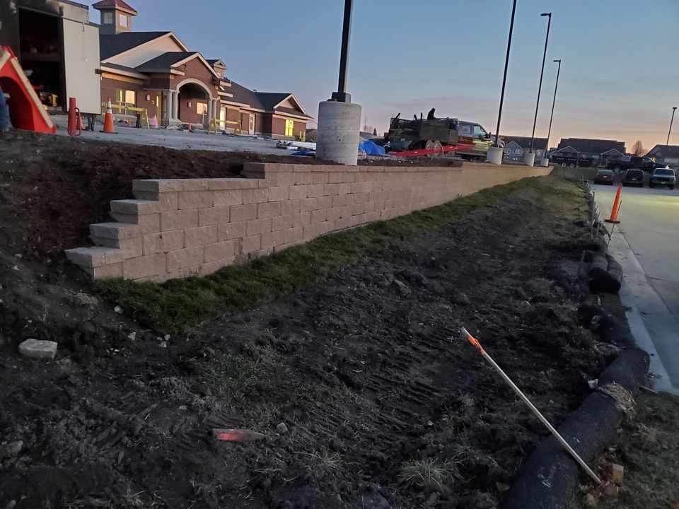 Retaining wall