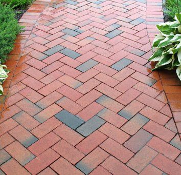 Outdoor paver