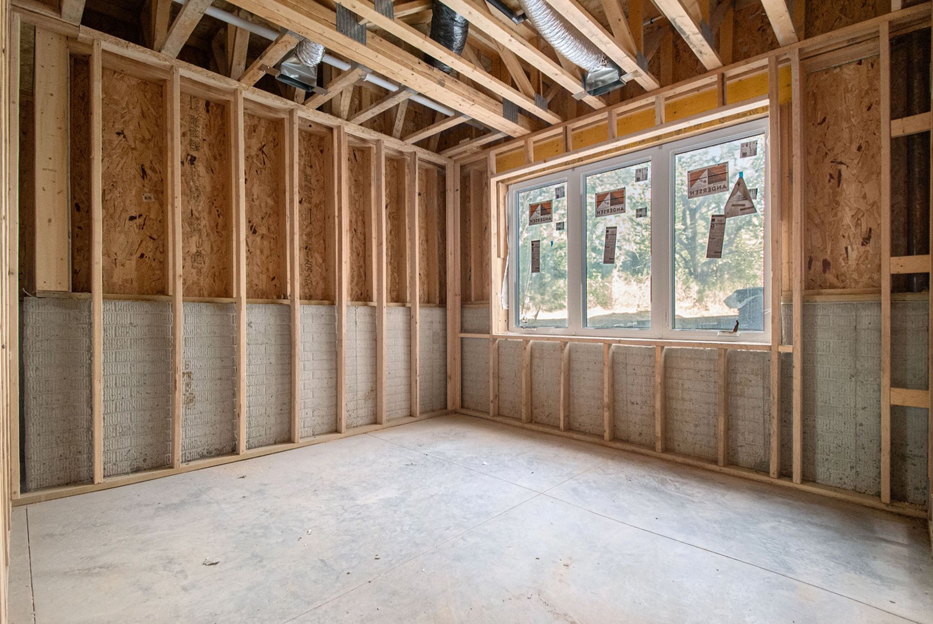 2550 South 224th Plaza windows