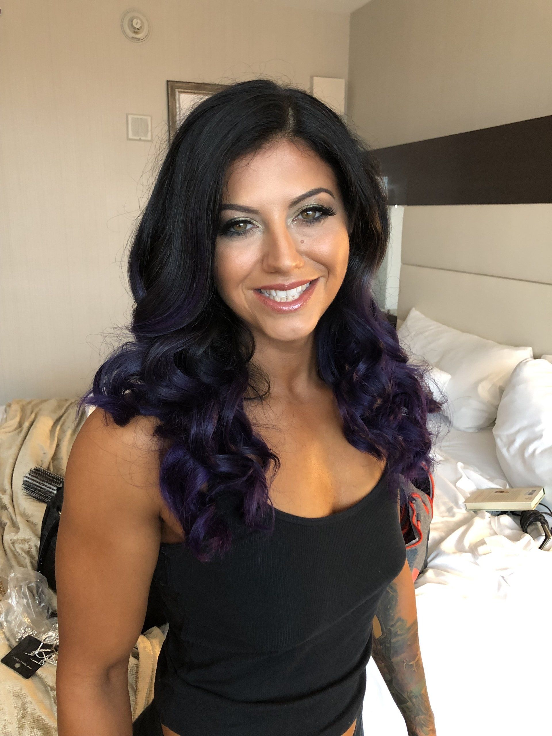 Hairstyle and makeup